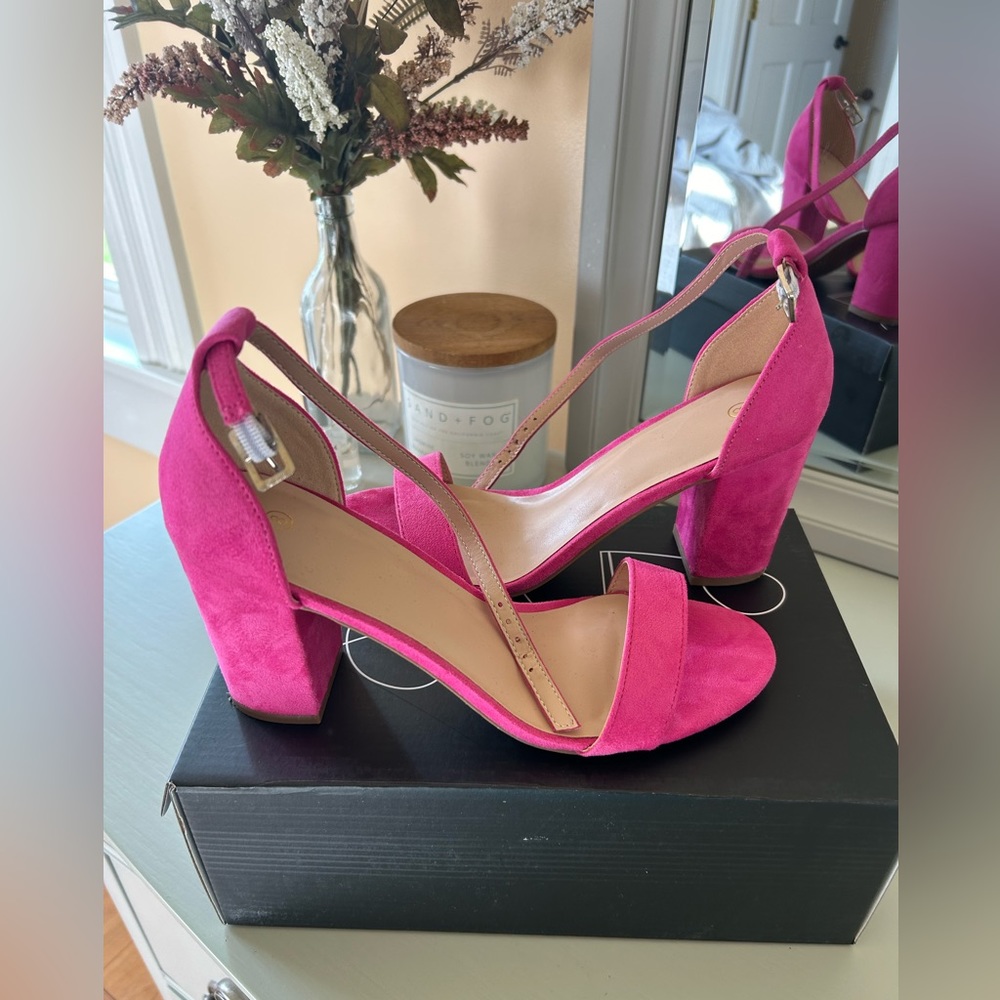 Pink heels